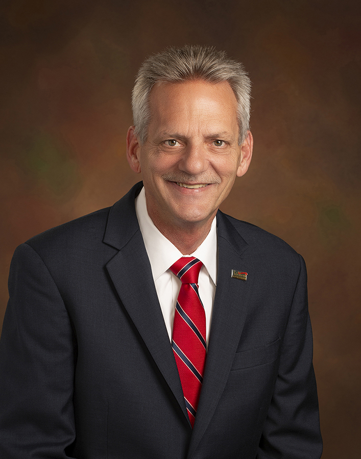 Mayor Tom Hundley Headshot